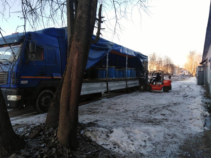 Разгрузка стальных канатов для производственных нужд Разгрузка стальных канатов для производственных нужд